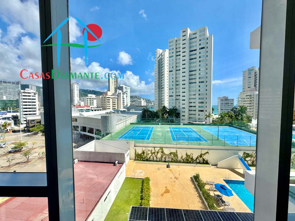 Acqualina Skylife Sur 402 - Recámara uno 5